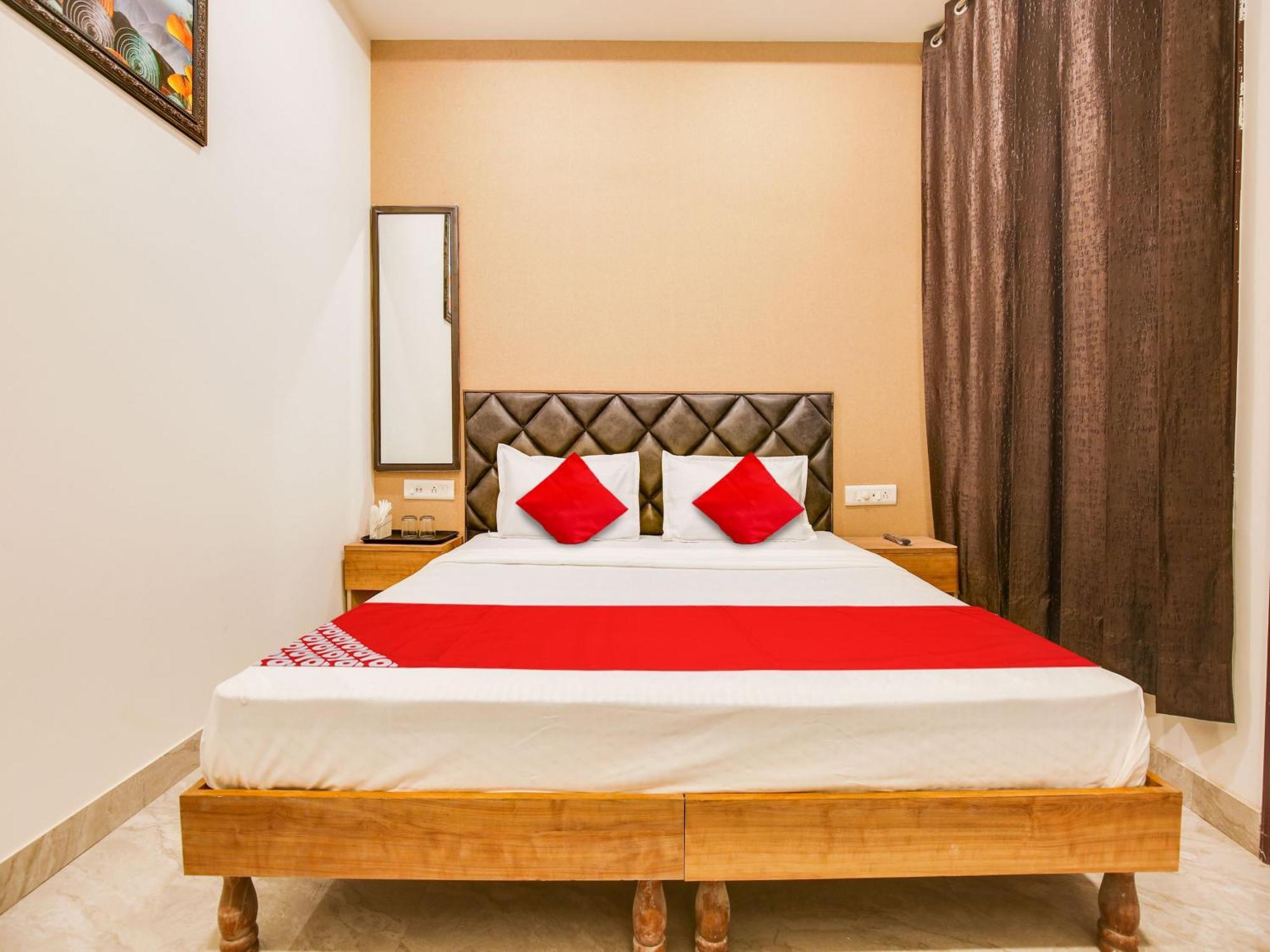 Hotel O Baran Classic Ludhiana Exterior photo