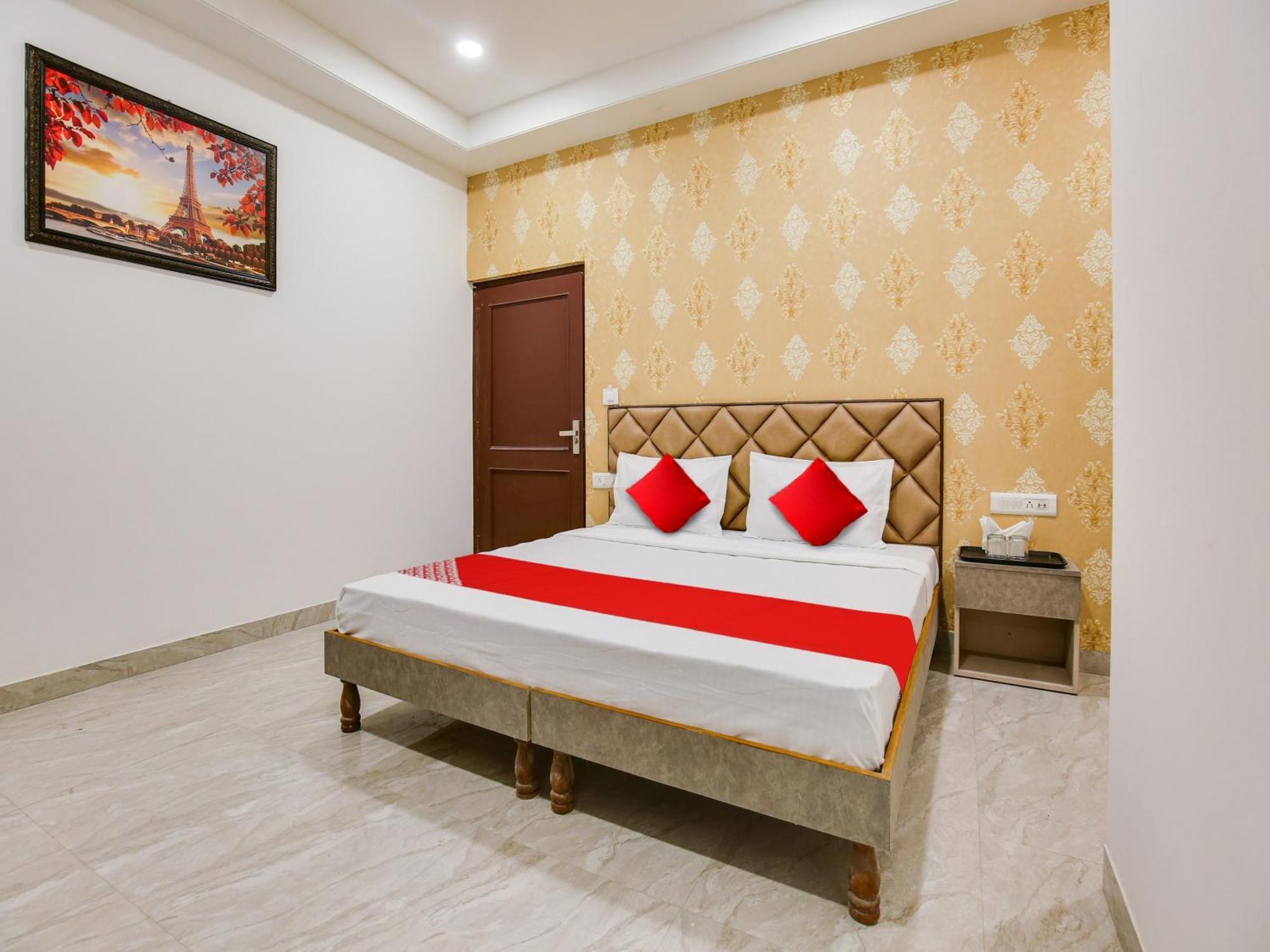 Hotel O Baran Classic Ludhiana Exterior photo